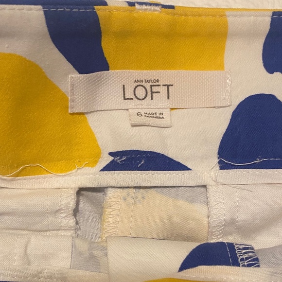 LOFT High Waist Shorts with Lemon Print - Yellow and Blue NEW WITHOUT TAGS - Picture 4 of 8